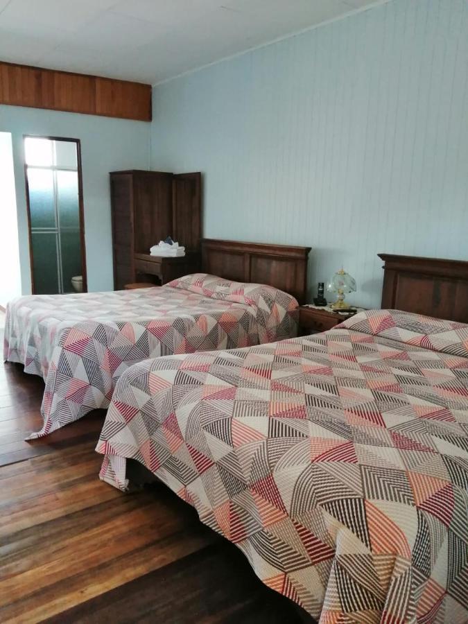 Hotel Las Brumas Cartago Eksteriør billede