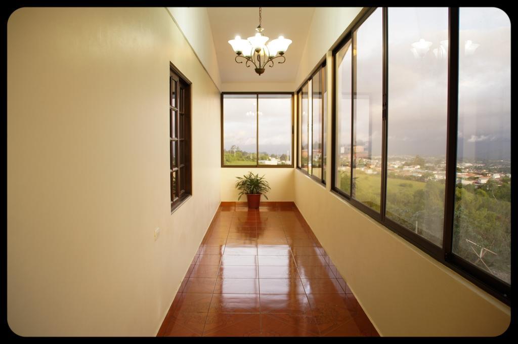 Hotel Las Brumas Cartago Værelse billede