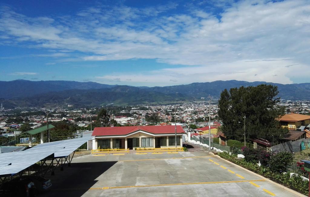 Hotel Las Brumas Cartago Eksteriør billede